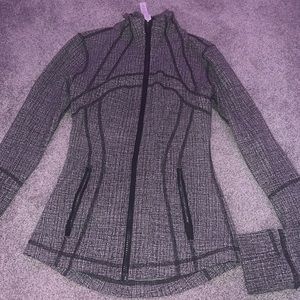LULULEMON DEFINE JACKET SIZE 2